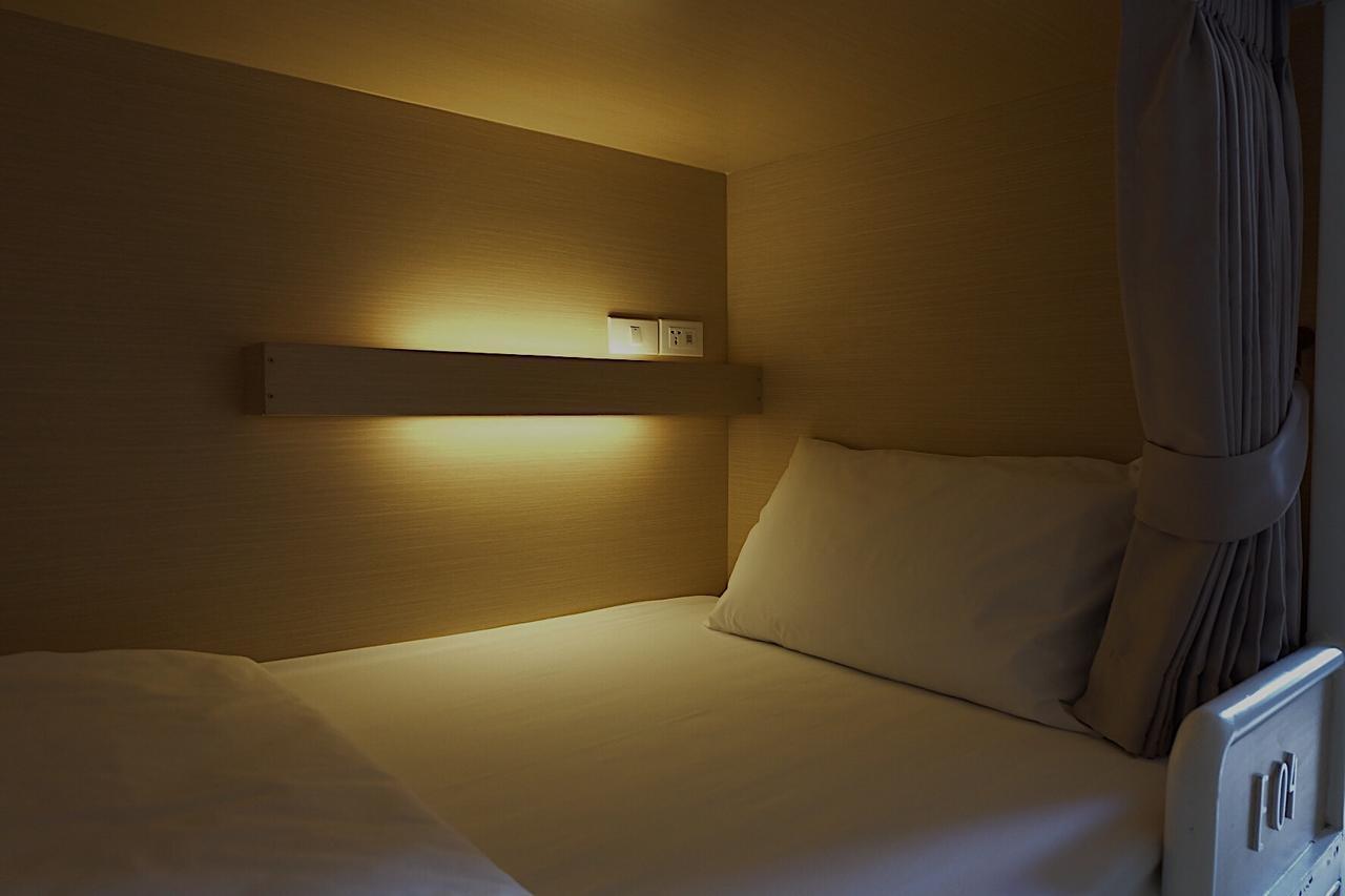 About A Bed Hostel Chiangmai Chiang Mai Bagian luar foto